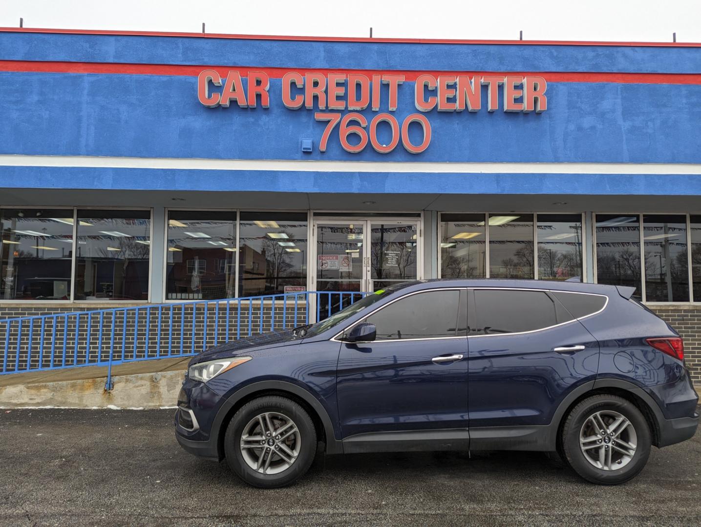 2017 BLUE Hyundai Santa Fe Sport 2.4 FWD (5XYZT3LB8HG) with an 2.4L L4 DOHC 16V engine, 6A transmission, located at 7600 S Western Ave., Chicago, IL, 60620, (773) 918-3980, 0.000000, 0.000000 - Photo#0